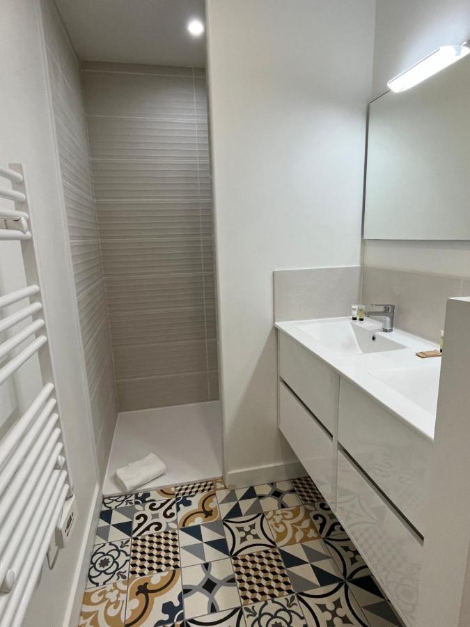 Bella, Joli Appt Renove Dans Le Bourg Apartman Ouistreham Kültér fotó